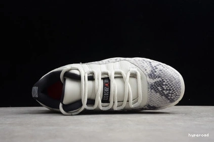 Hyperoad SNAKE LIGHT JORDAN BONE - LOW RETRO 11 0716